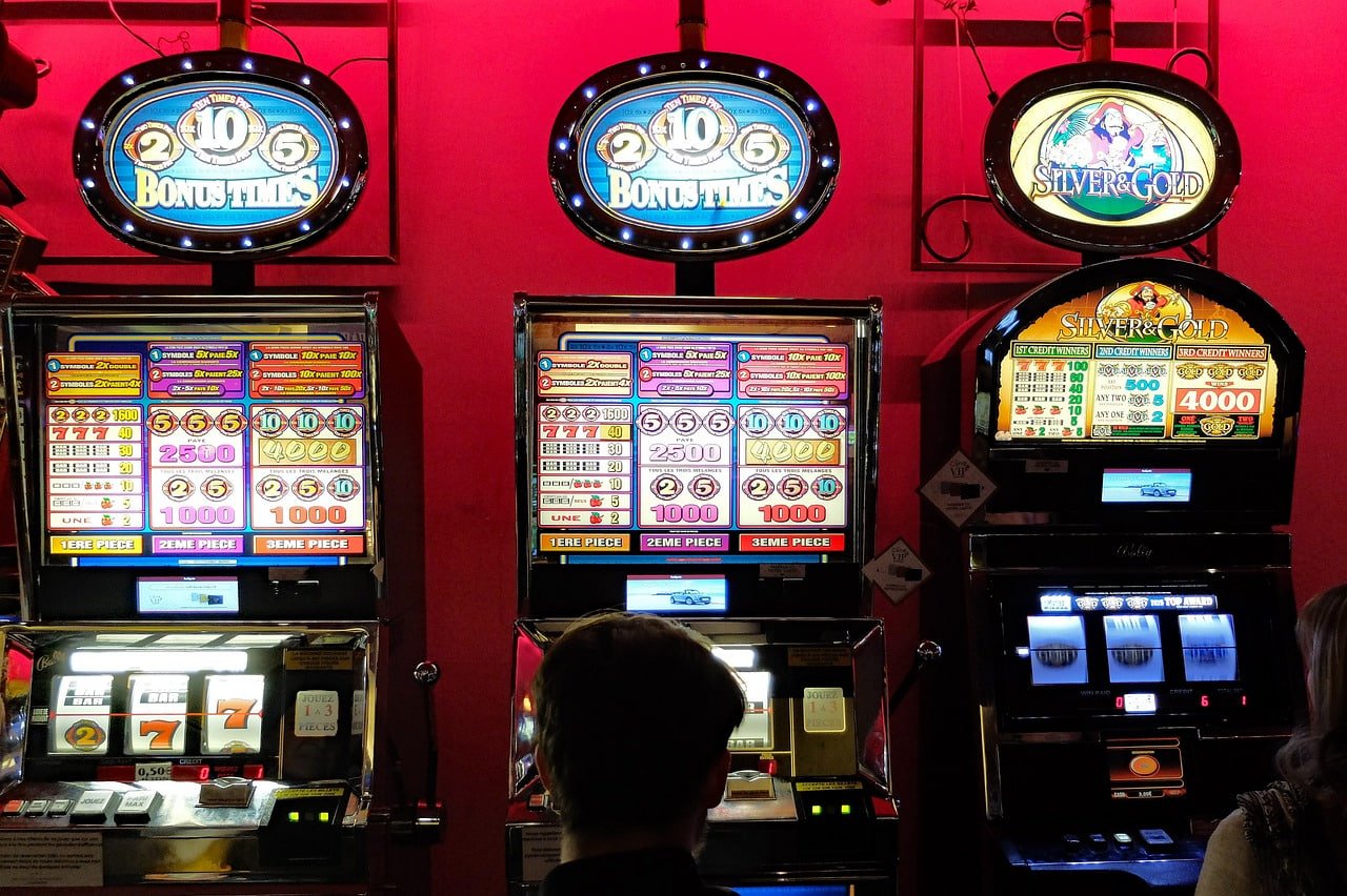 Filipino player reviewing high roller stake options on jili9 mobile browser